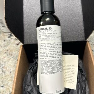 Le Labo- Santal 33 perfuming shower gel 8 FL. OZ.